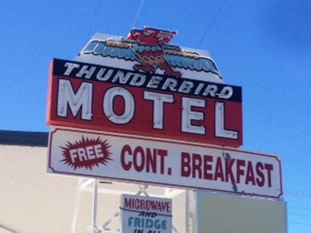 Thunderbird Motel Bishop Eksteriør bilde
