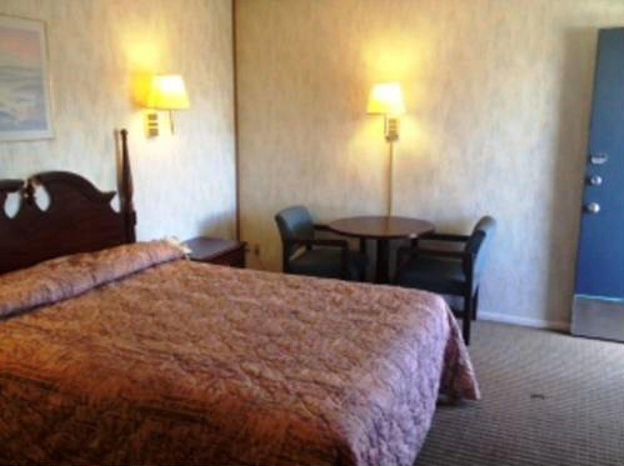 Thunderbird Motel Bishop Eksteriør bilde