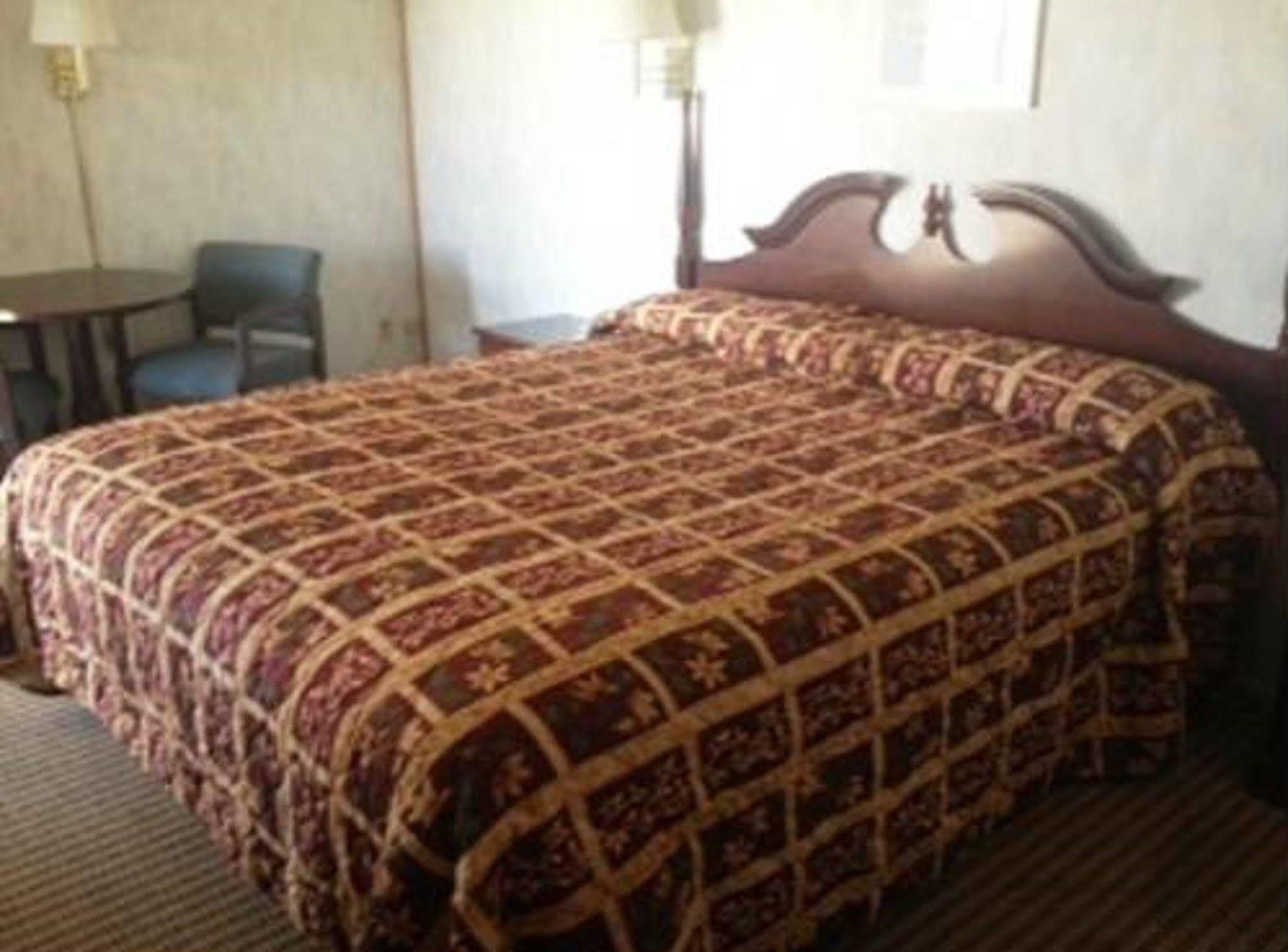Thunderbird Motel Bishop Eksteriør bilde