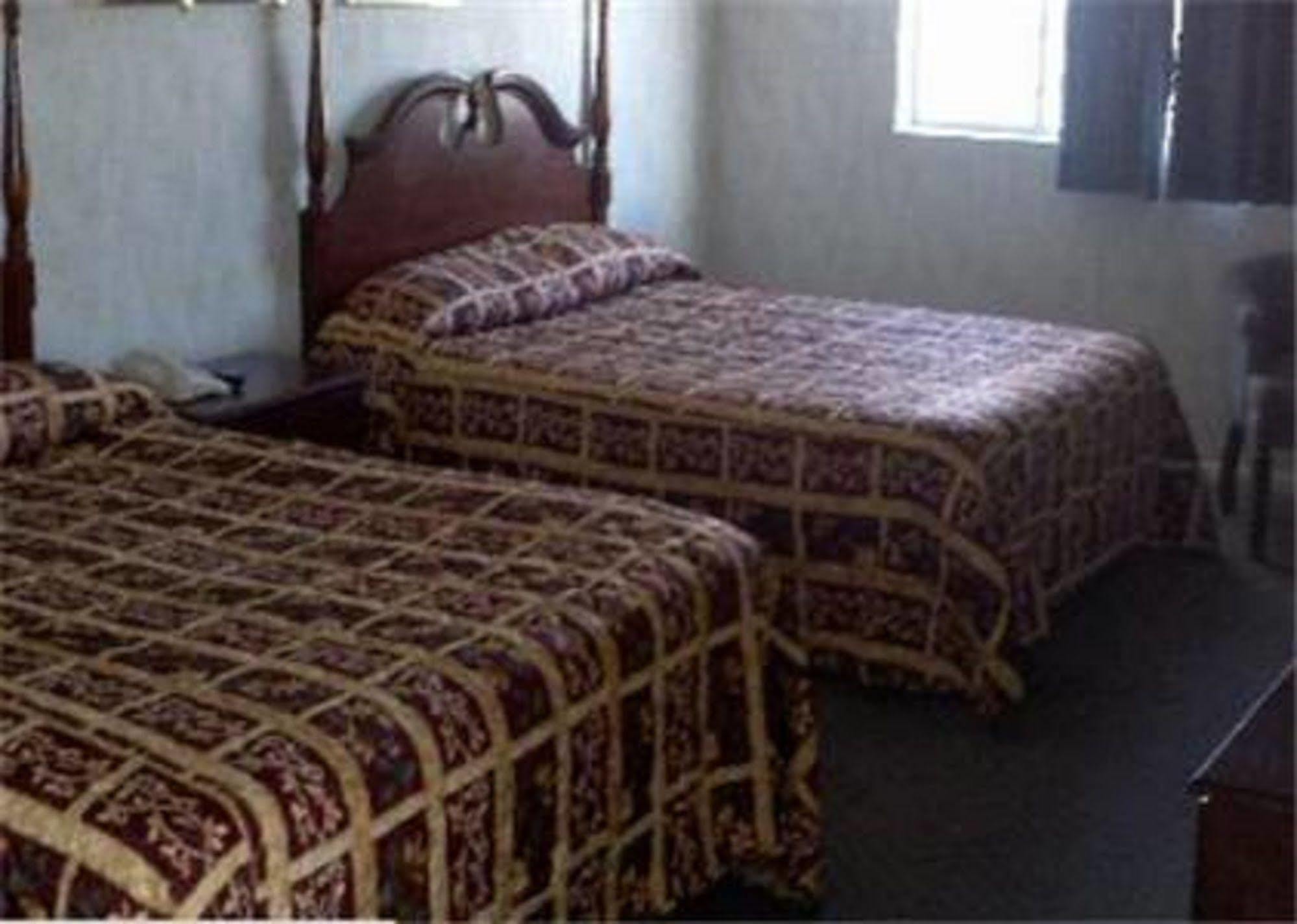 Thunderbird Motel Bishop Eksteriør bilde